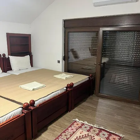 Διαμέρισμα Sermeninski Cardak Sermenin